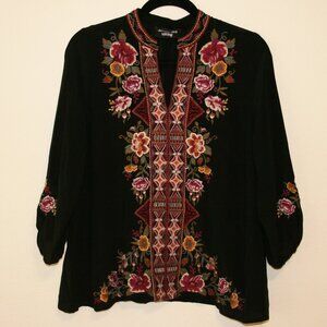 Johnny Was Workshop Nepal Black Embroidered Floral Silk Tunic Top V-Neck Size M